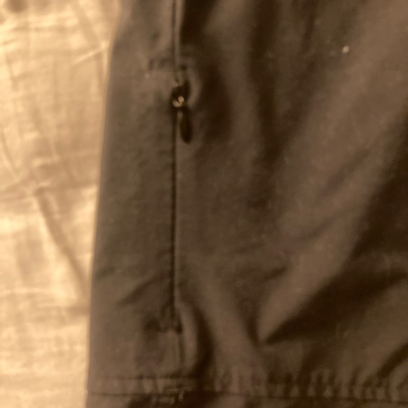 ❤️Exofficio black capris size 8 - Picture 3 of 5